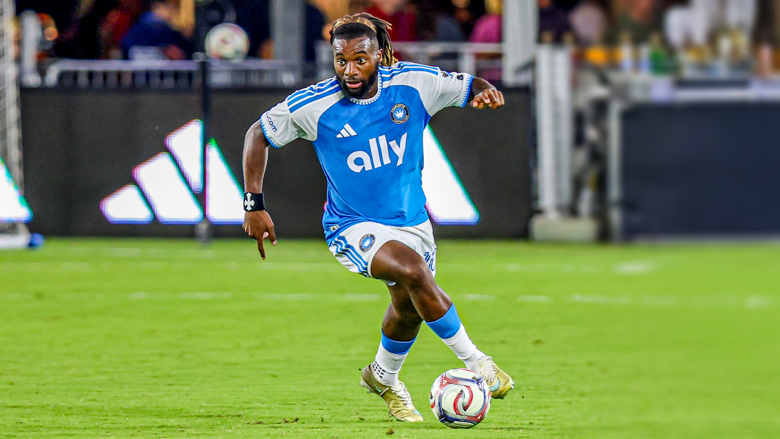 Allan Saint-Maximin scores first Charlotte FC goal as CLTFC tops D.C. United 2-1