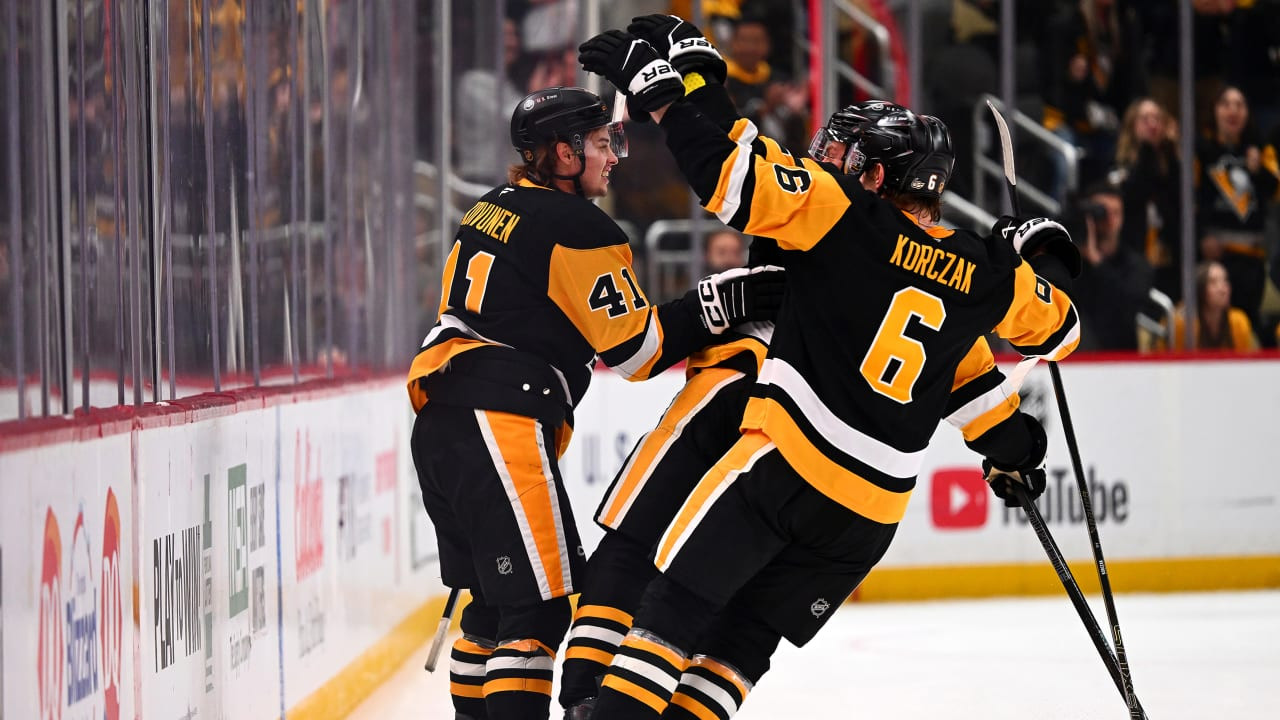Ville Koivunen scores in overtime as Penguins beat Predators 3-2