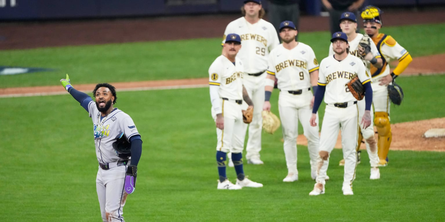 World Series Game 1 ends twice: Brewers- Rays double-play call overturned, Milwaukee still wins