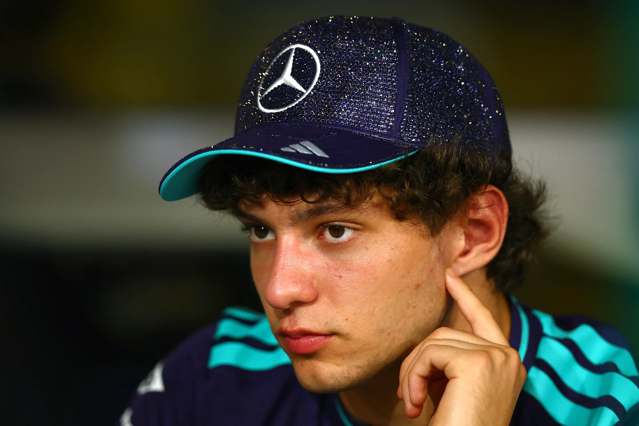 Antonelli says Mercedes will use Singapore front-wing update to “find an answer” on its 2026 upgrades