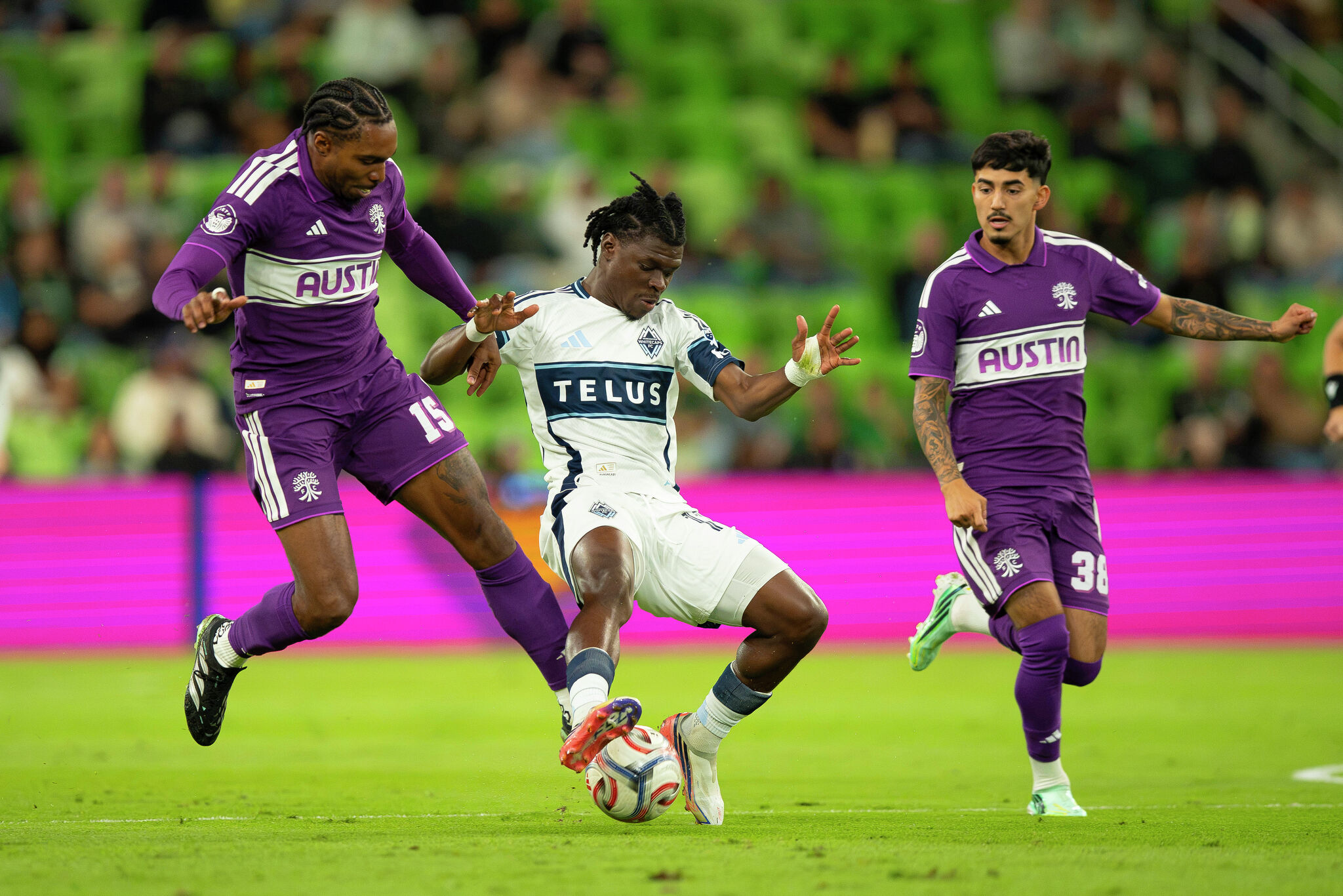 Austin FC drops 2-1 to Vancouver Whitecaps for third straight loss at Q2 Stadium
