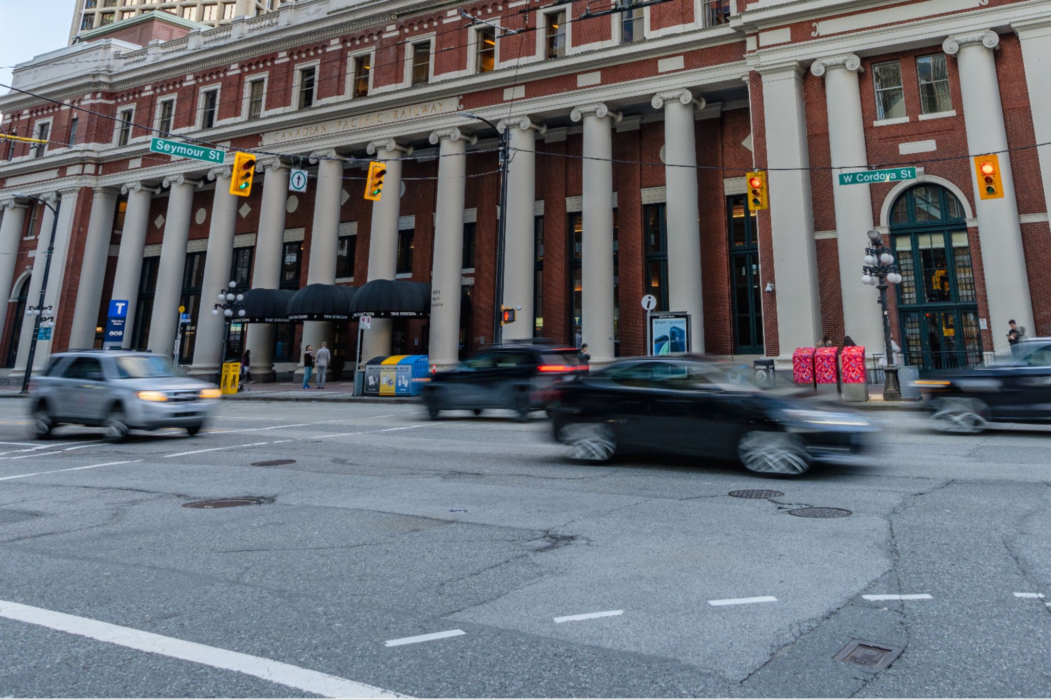 Alberta man arrested after Code 3 pursuit in Vancouver that ended near Waterfront Station