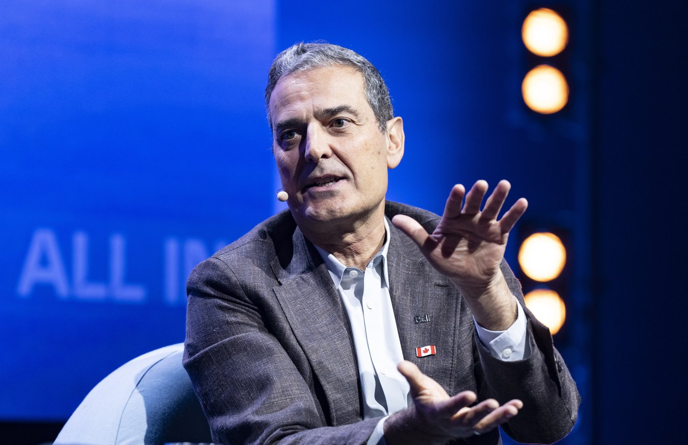 Bell Canada and Cisco sign memorandum of understanding for sovereign AI infrastructure