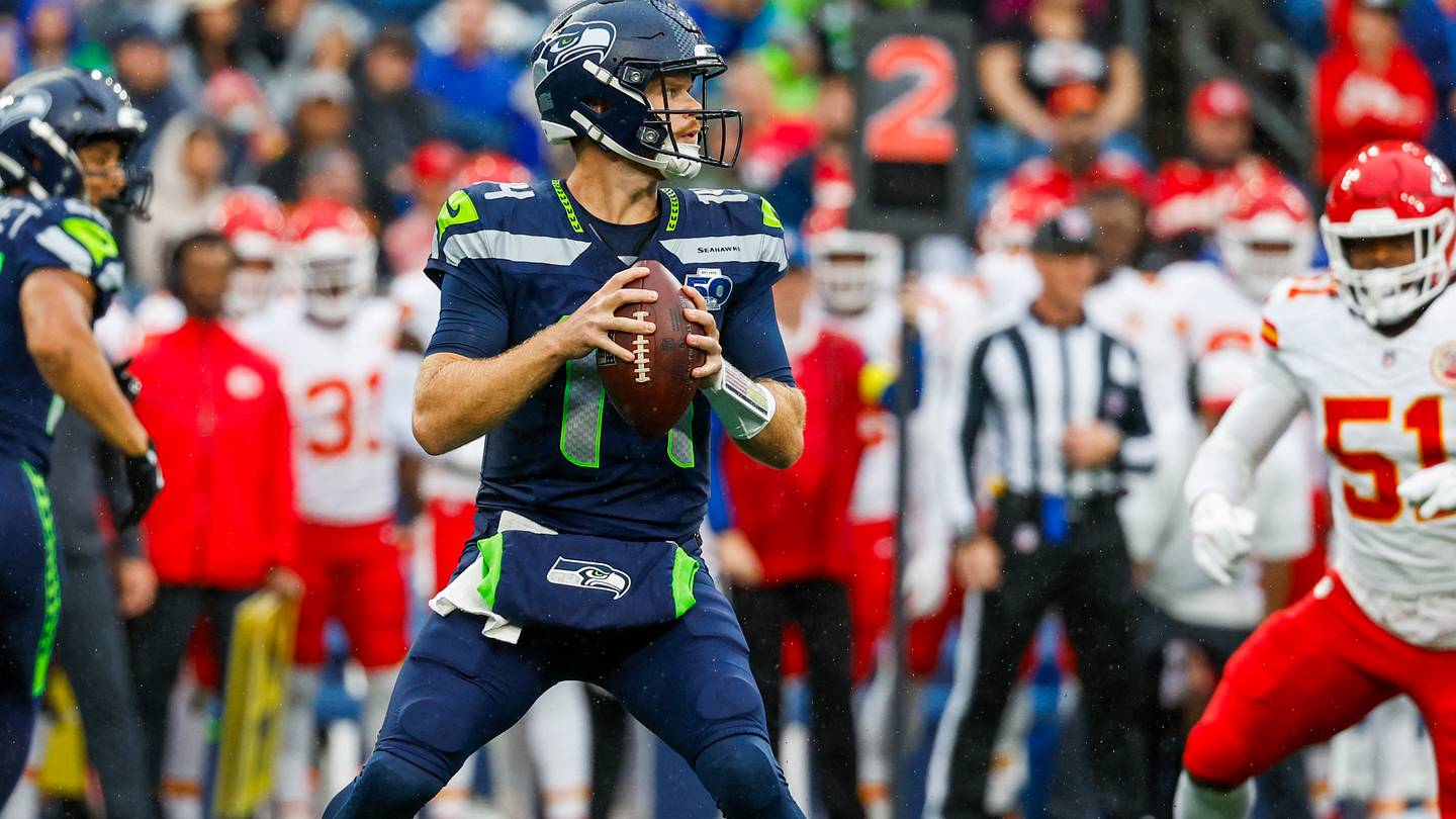 Experts favour the Chiefs over Seahawks in Week 7 Sunday Night Football