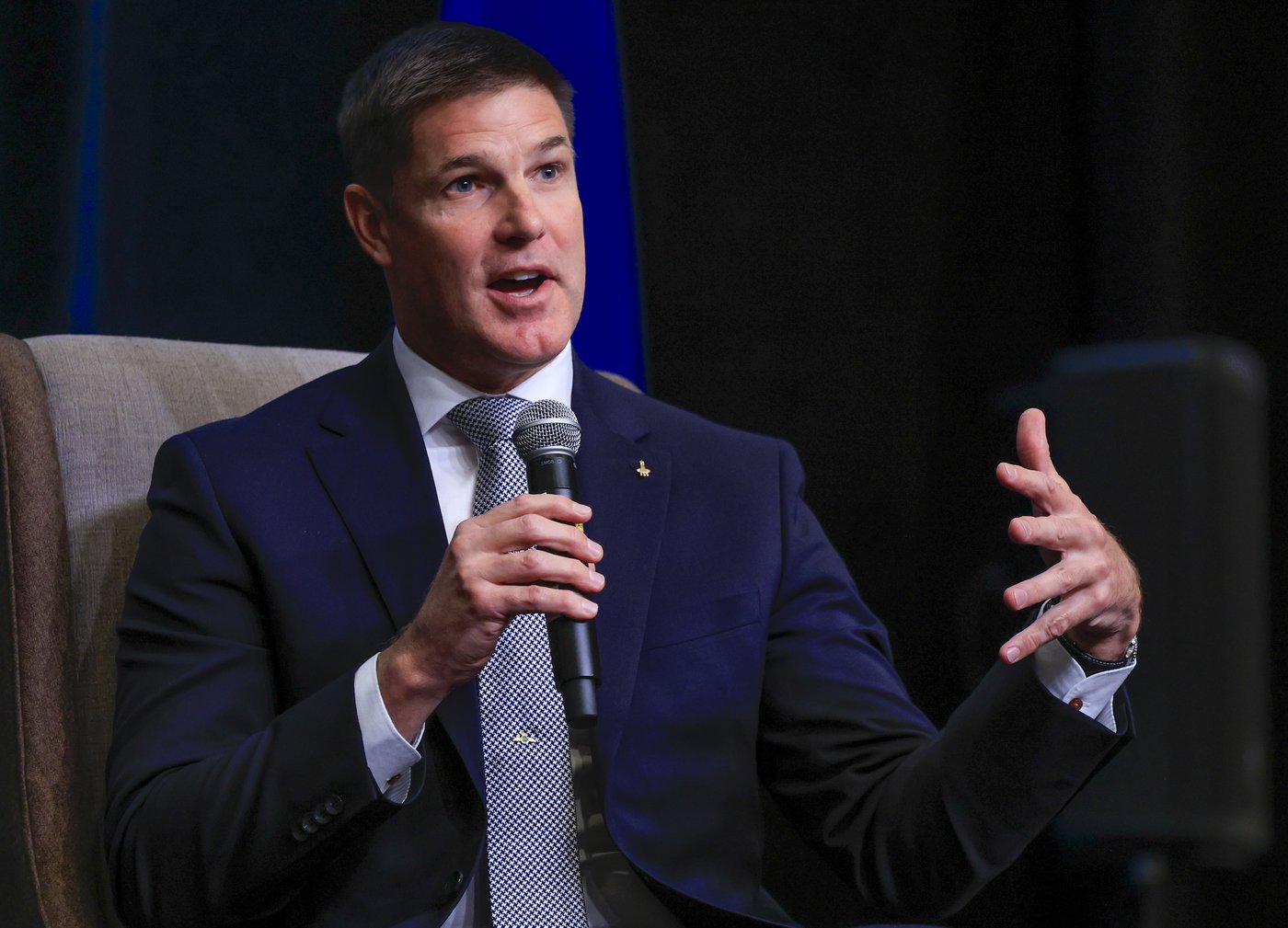 Carney appoints astronaut Jeremy Hansen as special adviser on space to help shape Canada’s new strategy
