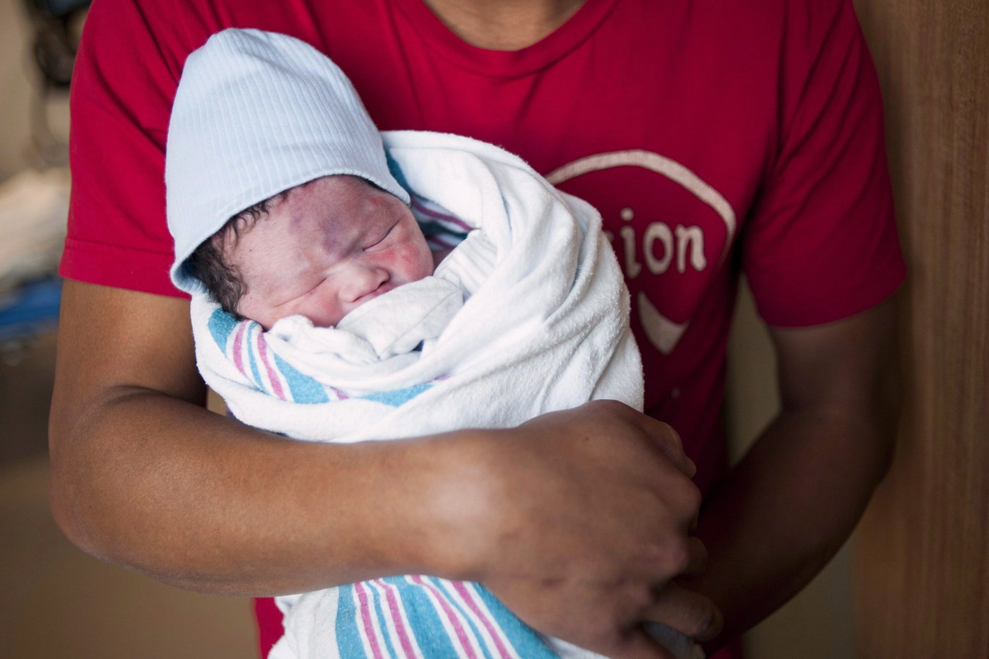 Canada’s fertility rate stays at record low as StatCan reports 2025 at 1.26 children per woman