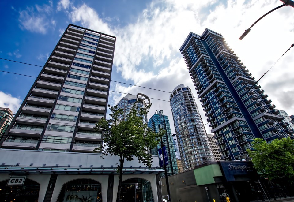 Metro Vancouver home prices fall 4% in Q3 as Royal LePage forecasts another decline in Q4