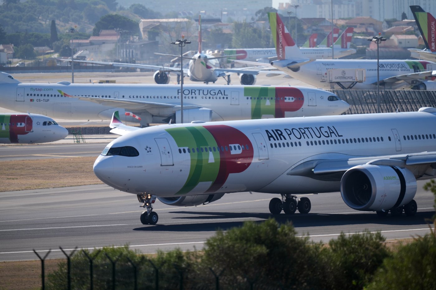 Lufthansa to buy 44.9% of TAP Air Portugal in €1.2B ($1.3B) deal pending EU approval