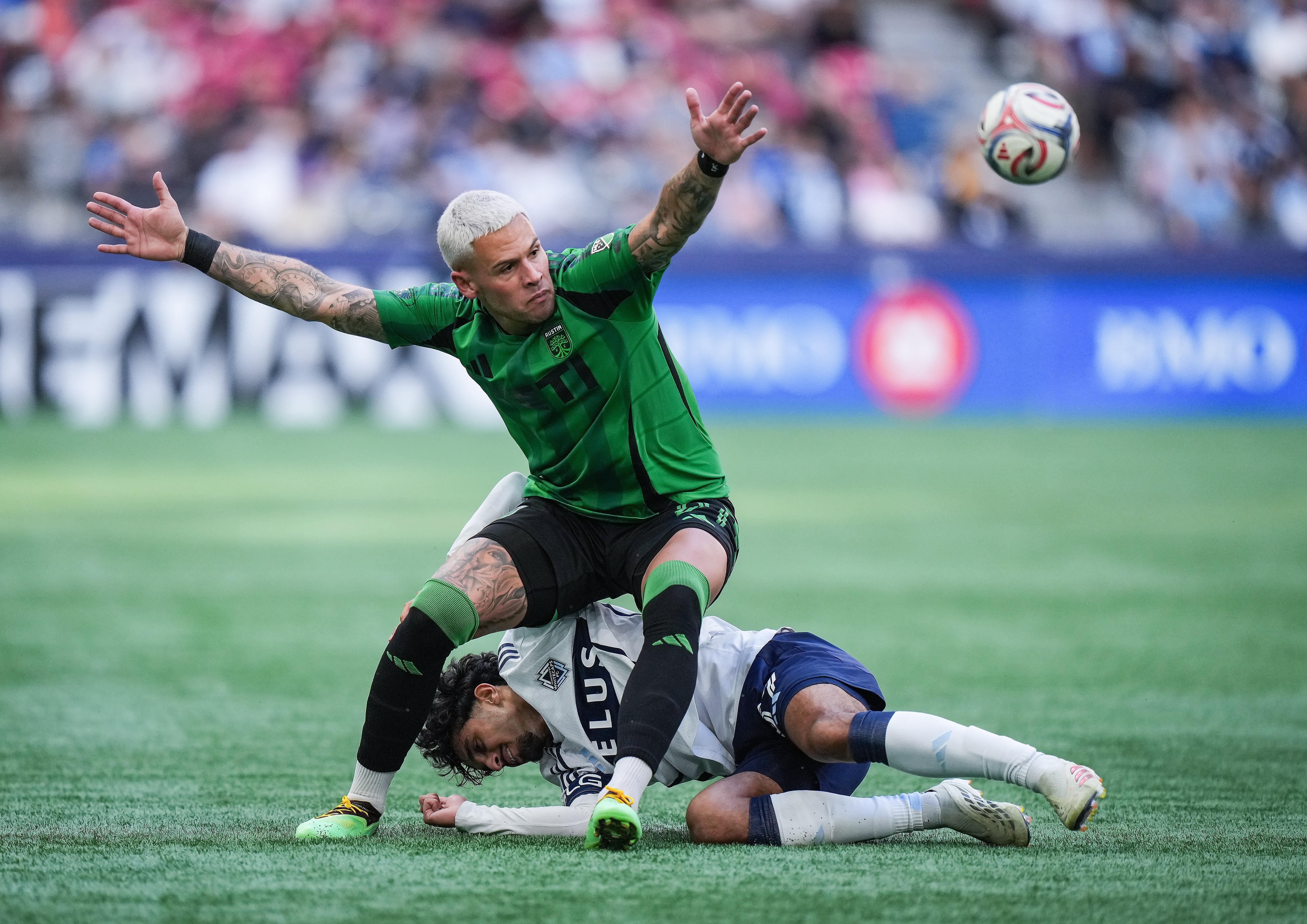 Christian Ramírez scores in each half as Austin FC beats Vancouver Whitecaps 2-1 in MLS