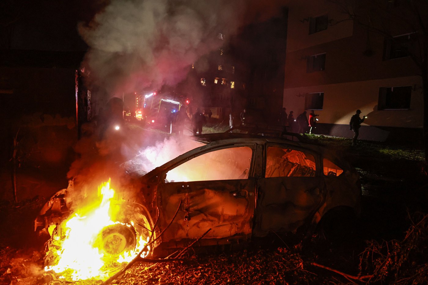 Blaze erupts at St. Petersburg oil sites as Kyiv launches 1,000-plus drones at Russia