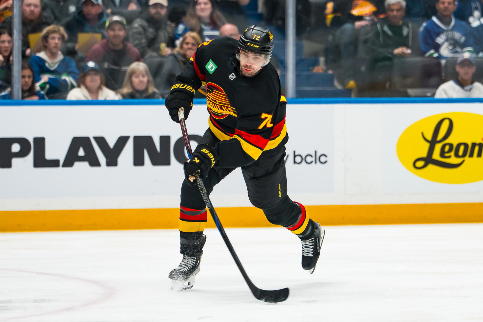 Canucks’ Filip Chytil resumes skating, coach says he’s “progressing nicely”