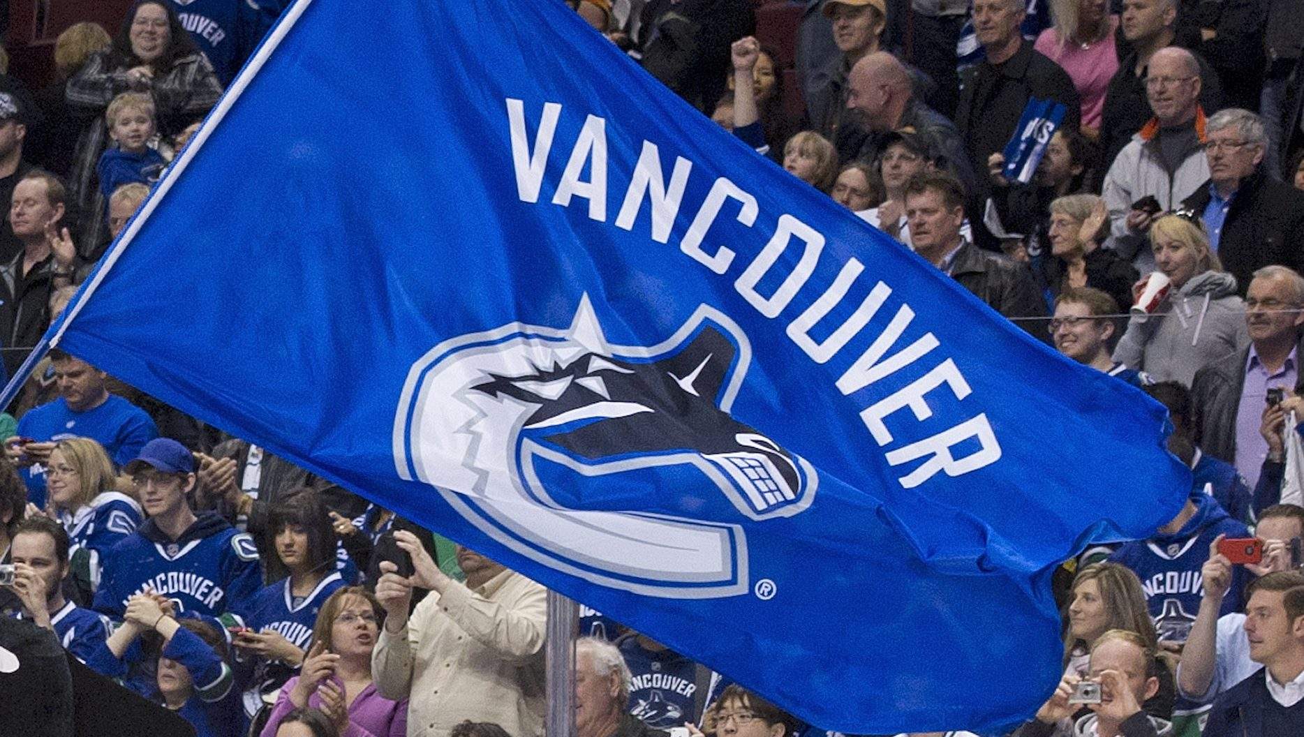 Brett McLean hired by Colorado Avalanche as assistant coach after Canucks coaching exit