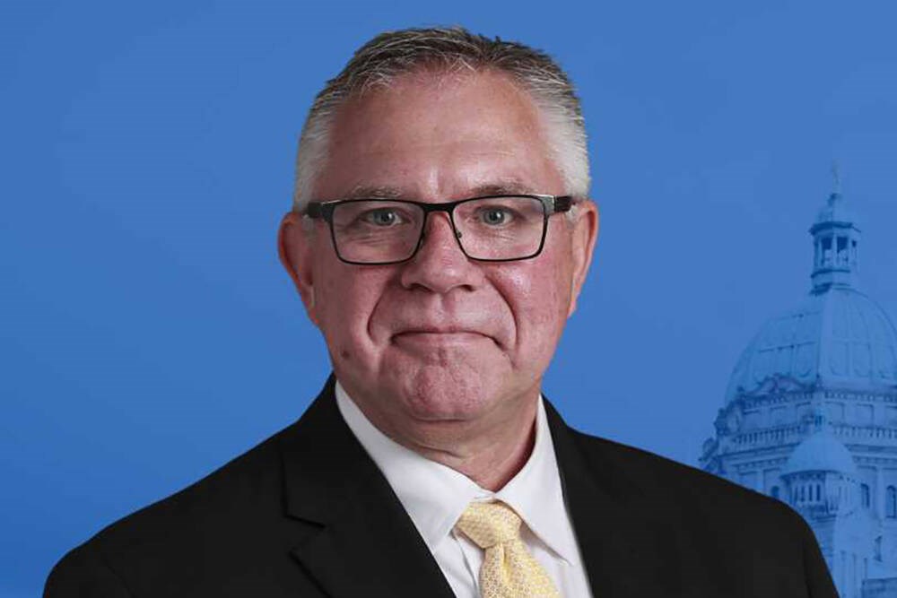 BC NDP questions Conservatives’ plan to keep Doerkson premier, saying it could be tested in court