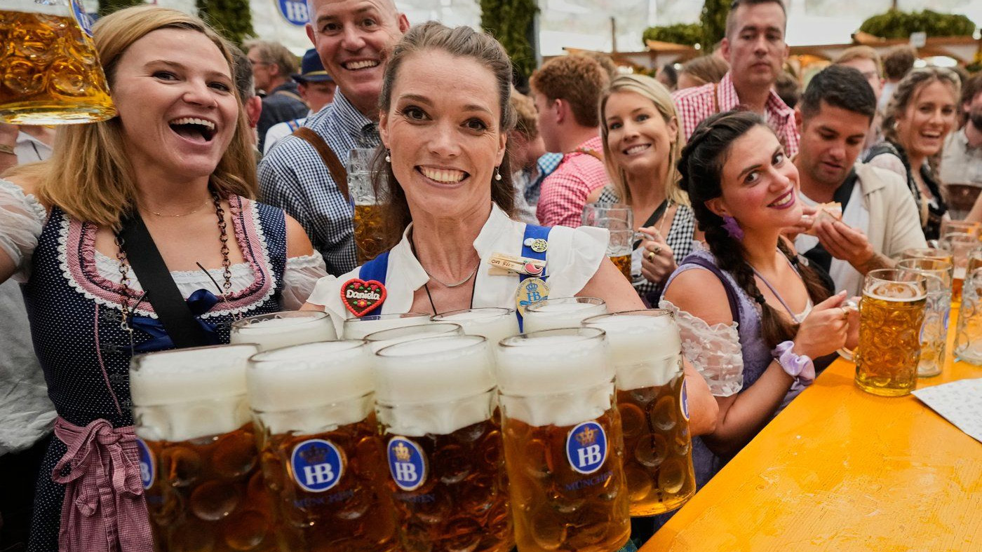 Munich marks start of 191st Oktoberfest with mayor tapping first keg and new crowd security measures