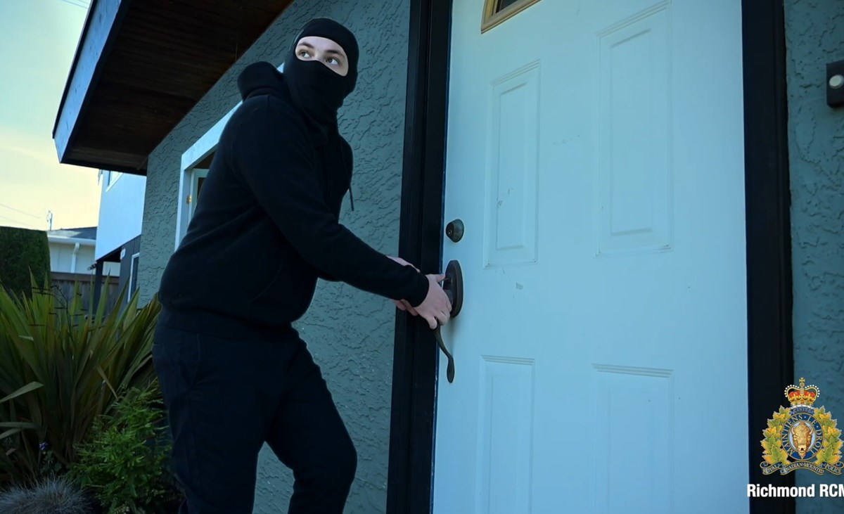 Richmond RCMP releases video with break-in prevention tips for home security and reporting