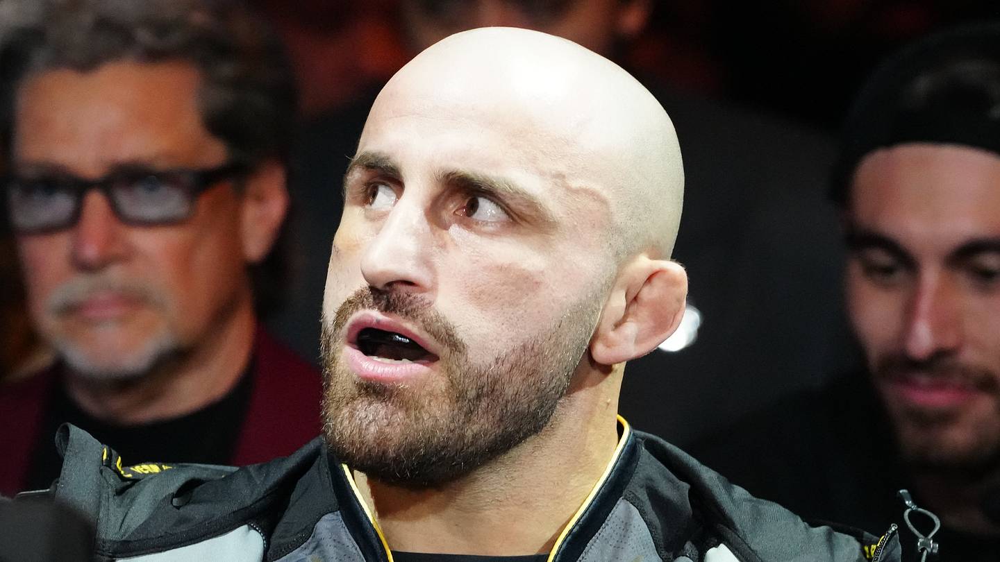 MMA staff predictions for UFC 333 main card: Volkanovski-Evloev, Yan-Dvalishvili trilogy and more