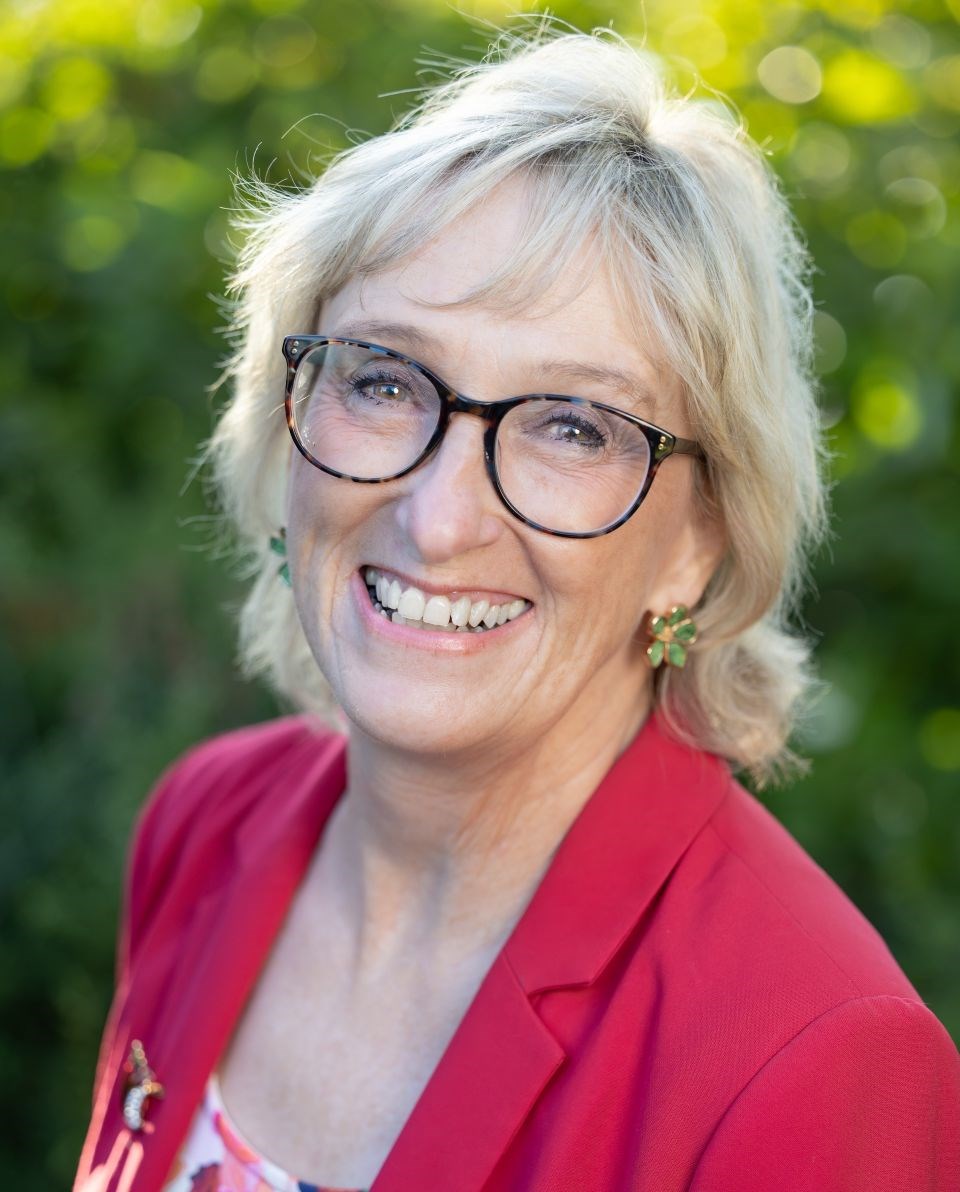 Debbie Tablotney files for Richmond school trustee, says experience and student voices must guide decisions