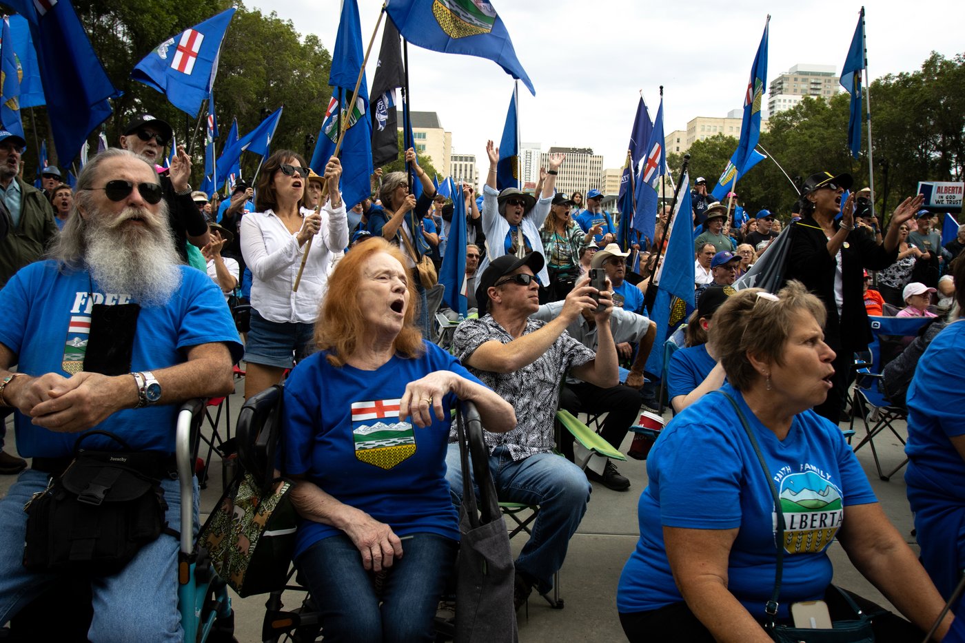 Immigration policy questions on Alberta referendum ballot and PQ platform highlight shifting debate across Canada