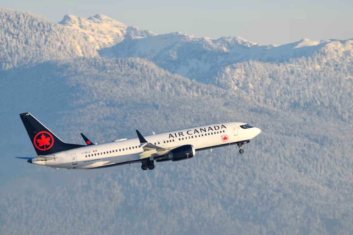Air Canada to add a $30 non-refundable phone booking fee starting Oct. 15