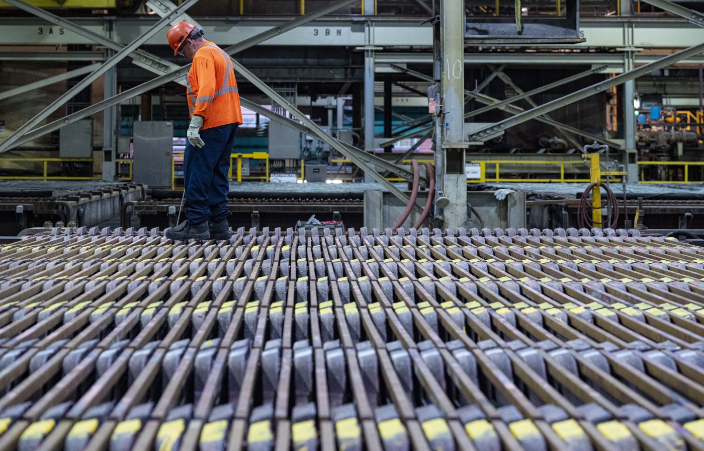 StatCan: manufacturing sales rise 1.5% in August to $79.9B as primary metals and chemicals lead