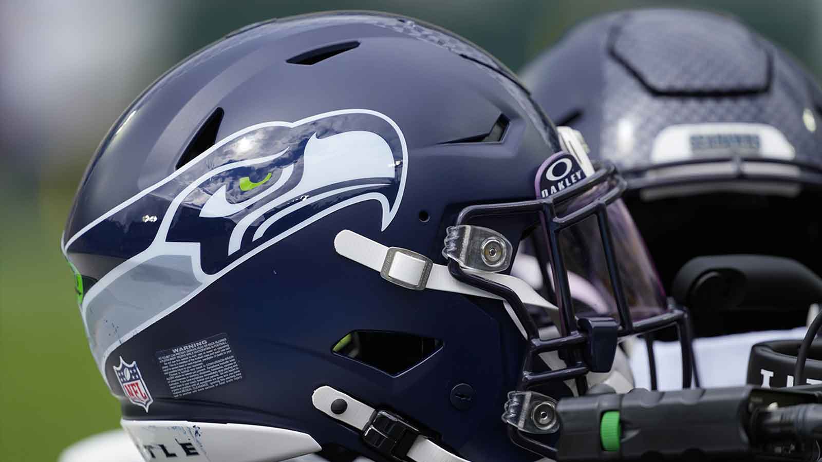 Seahawks set Quenton Nelson at left guard, moving Grey Zabel to right guard and Anthony Bradford to depth