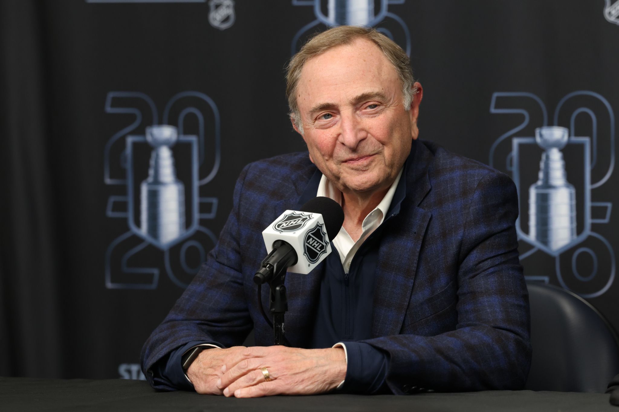 Projected NHL salary cap could climb toward $127.5M US by 2028-29, reshaping contract math
