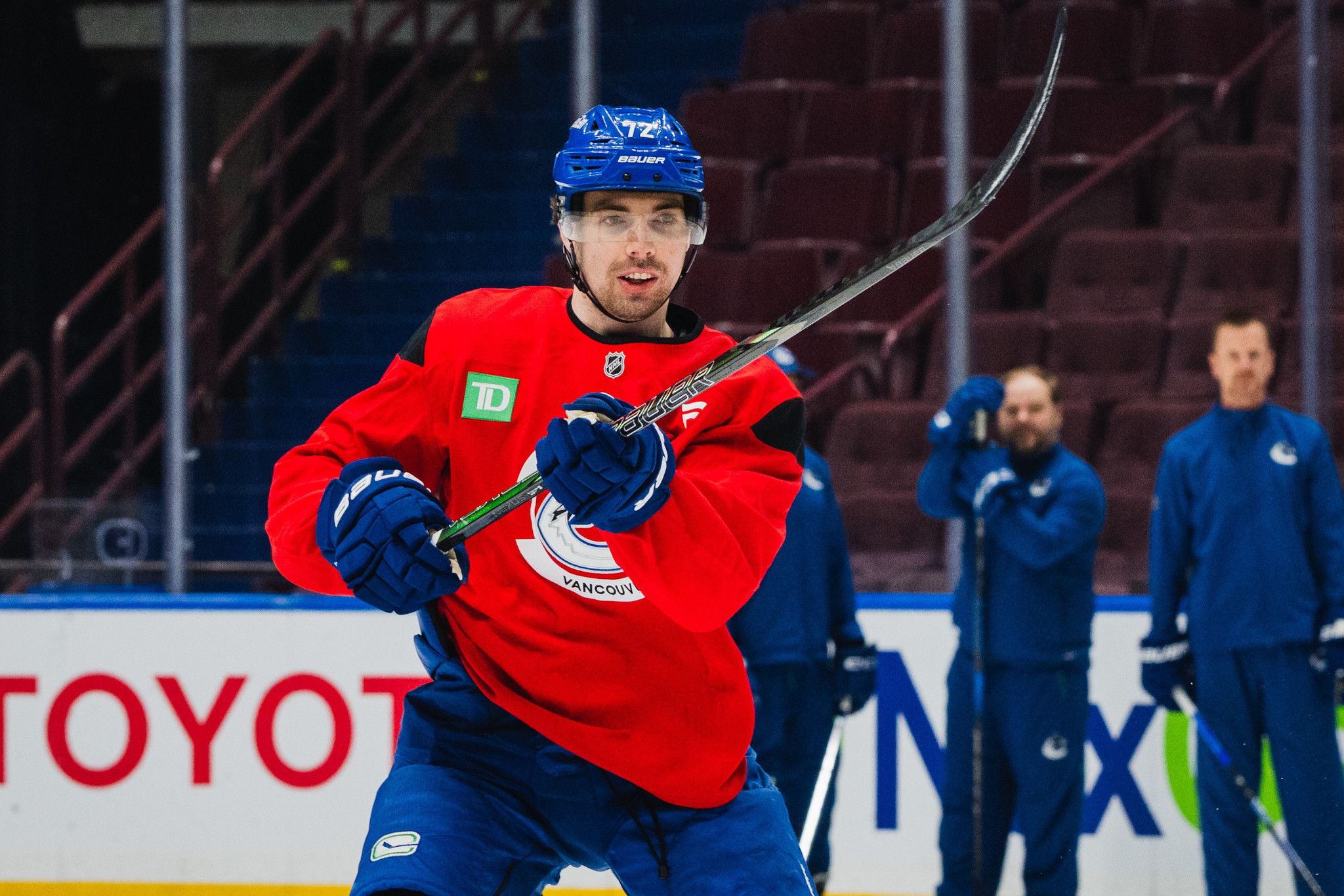 Canucks place Filip Chytil on IR retroactive to Sept. 24 after shoulder injury in Oilers preseason game