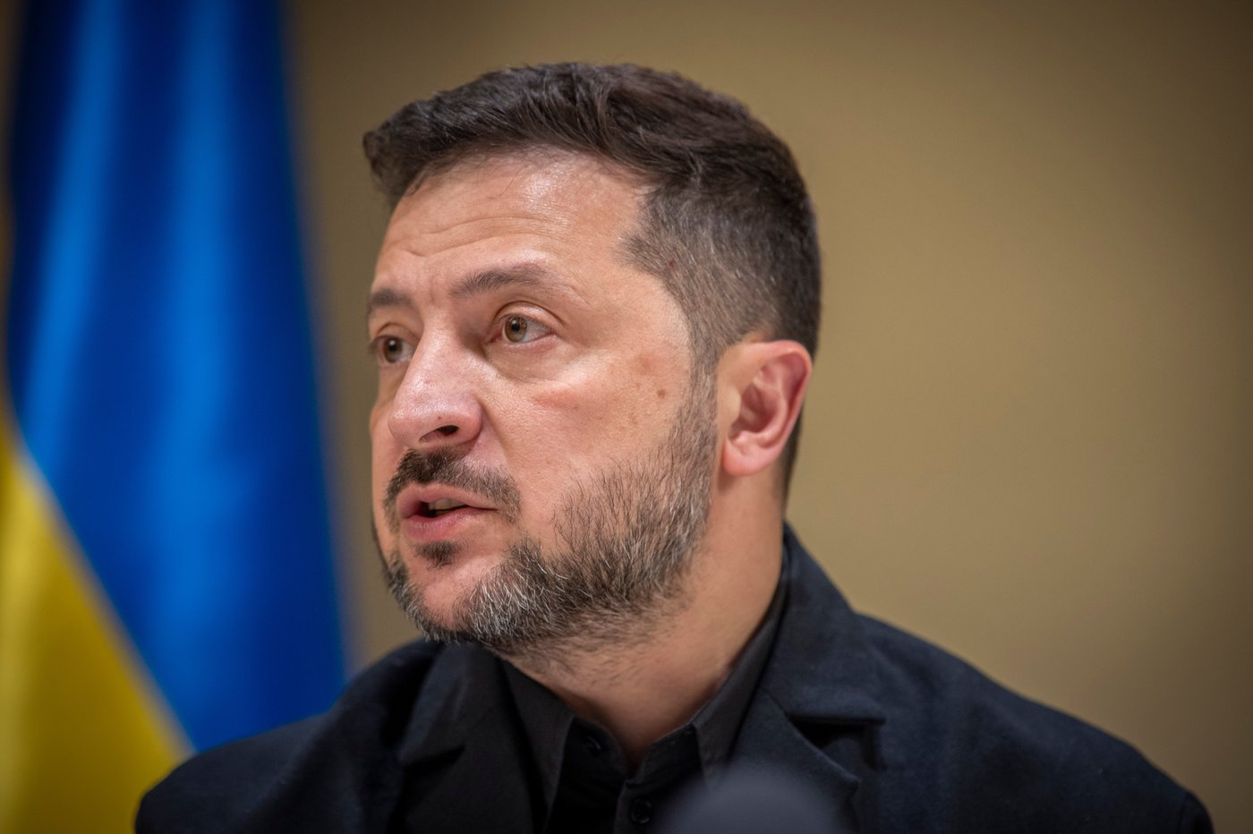 Zelenskyy rejects Trump’s call for a new Ukrainian president as drones hit Yandex data centre