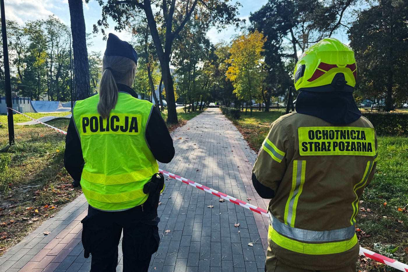 Poland police detain 76 and check nearly 50,000 schools after two attacks on students