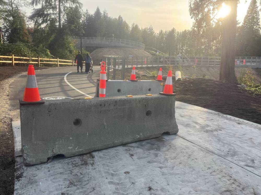 Two drivers fined $600 each after entering restricted Crosscut Bridge area to take photos