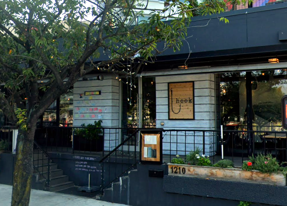 Hook Seabar in Vancouver announces it will close after 10 years