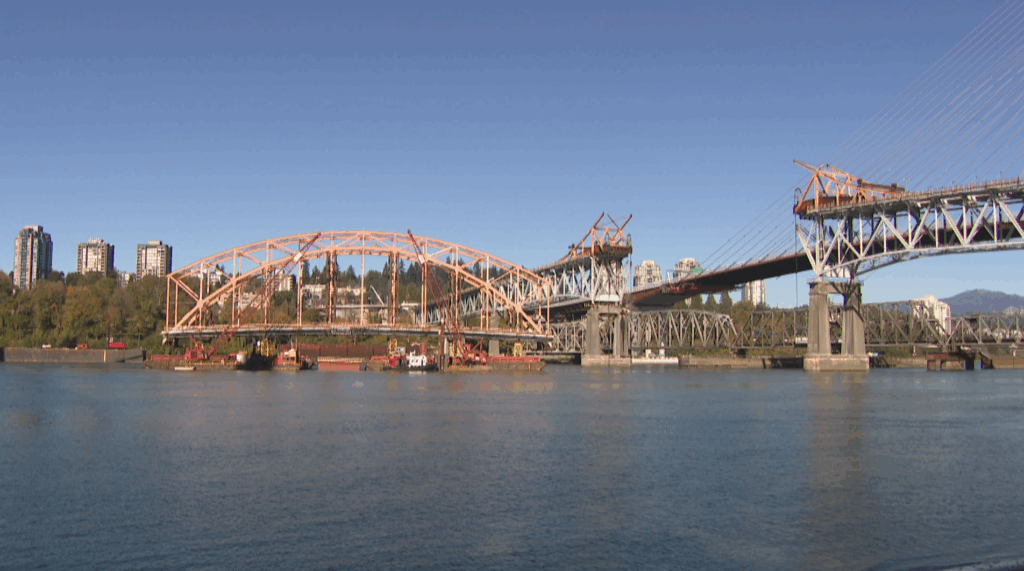 Pattullo Bridge arch dismantled over Oct. 9 to 11, with Fraser River navigation channel closed