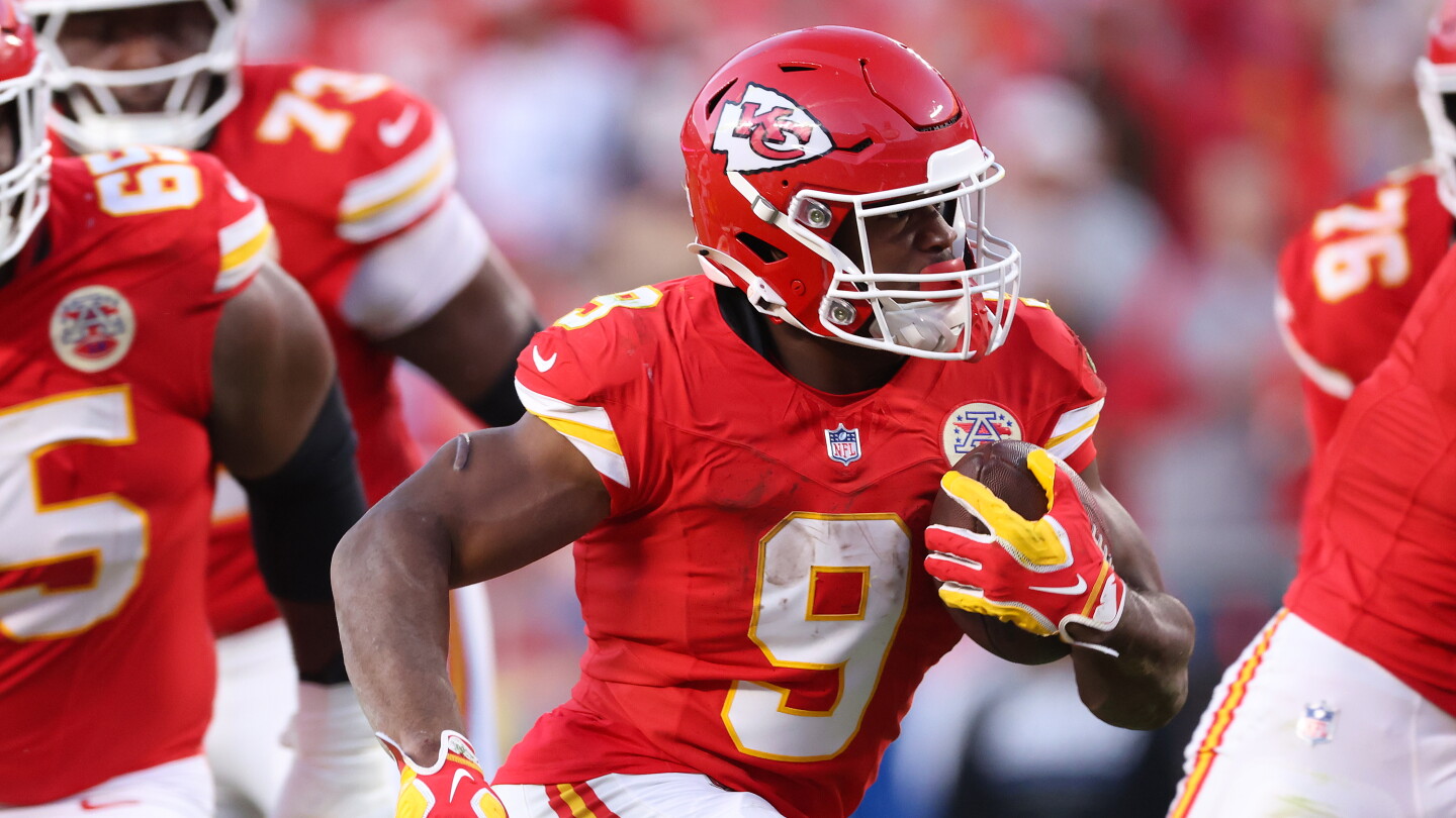 How to watch Chiefs vs Seahawks on Sunday Night Football: TV and streaming details