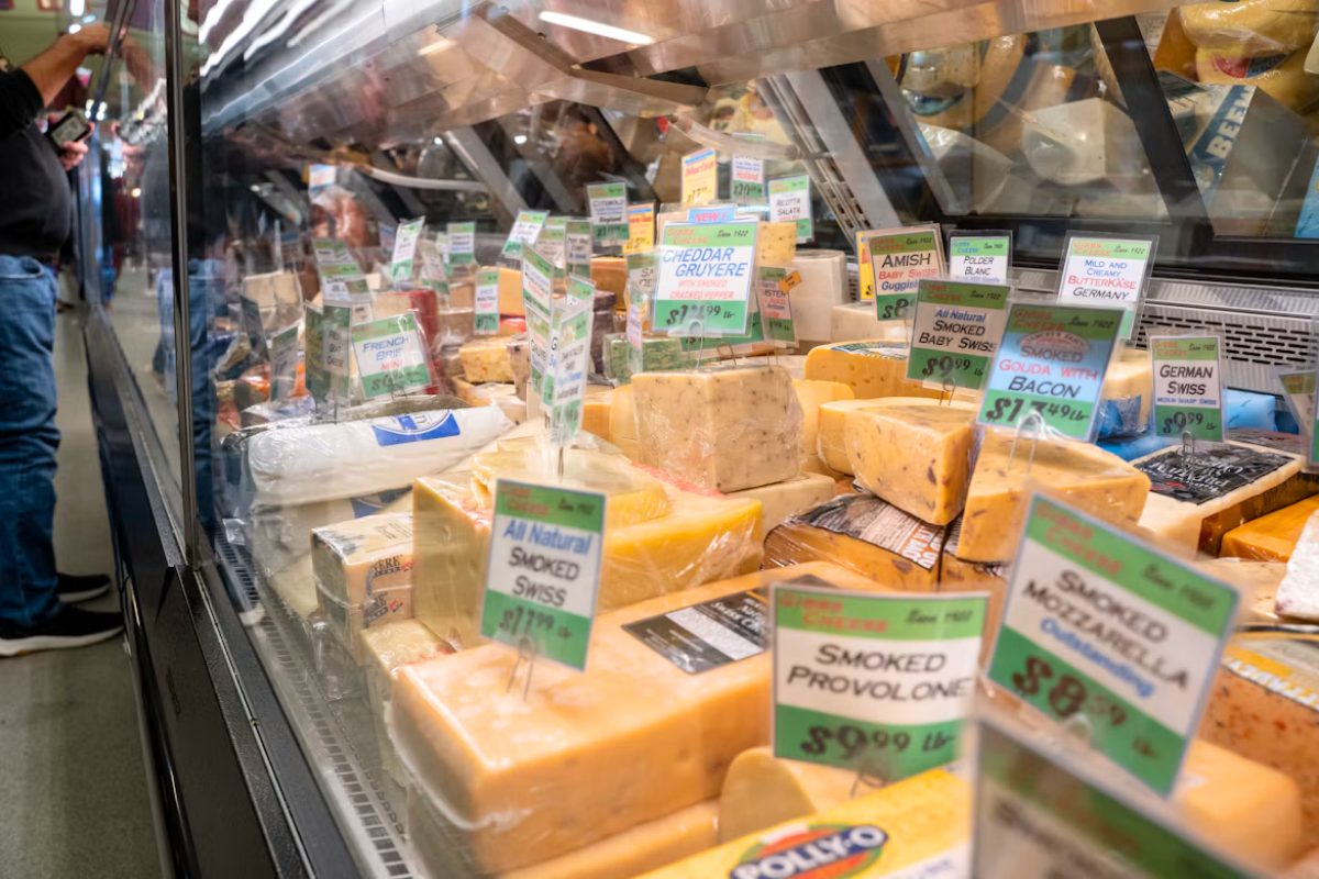 Cheese recall issued in Canada over possible Listeria contamination