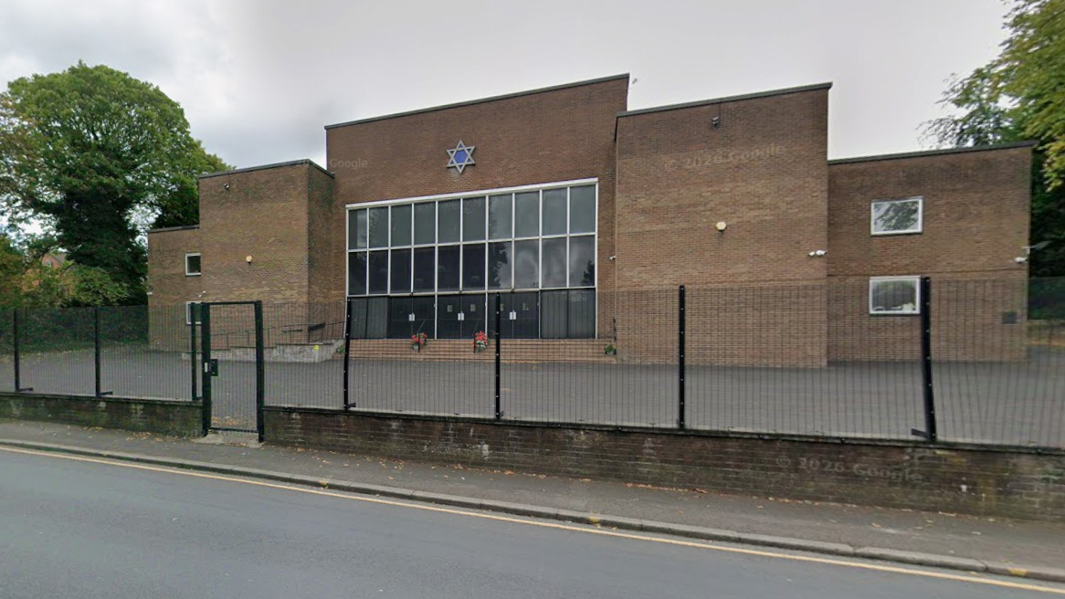 Prosecutor says two Iranian men scouted UK synagogue for chlorine bomb plot