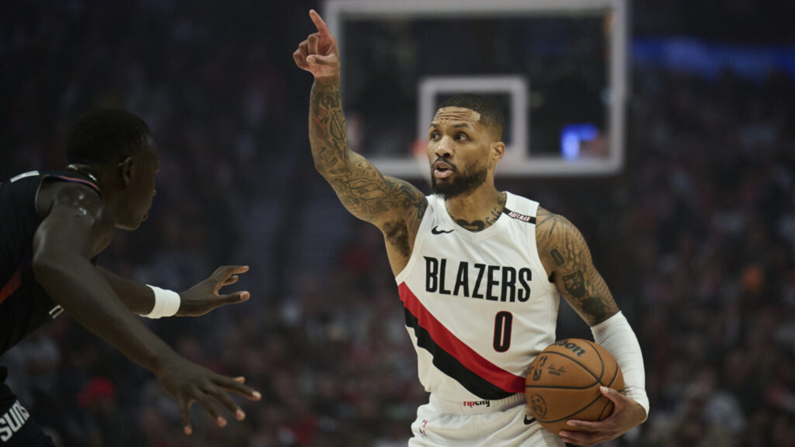 Damian Lillard returns as Portland routs Phoenix 124-83