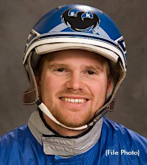 Harness racer dies after multi-horse collision at Desert Park Raceway in Osoyoos