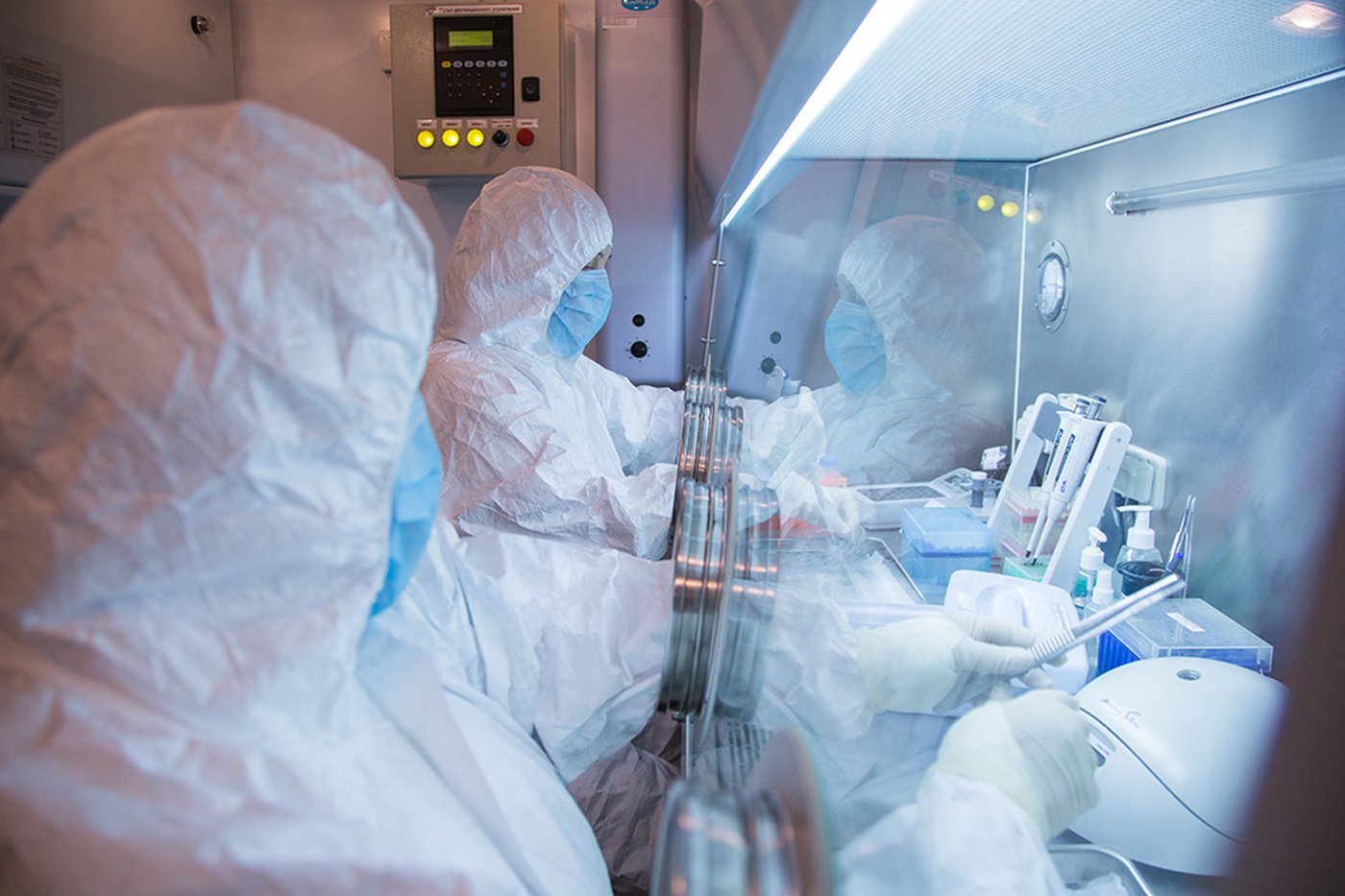 Death of Russian lab worker prompts fears of pneumonic plague, but authorities have not released details