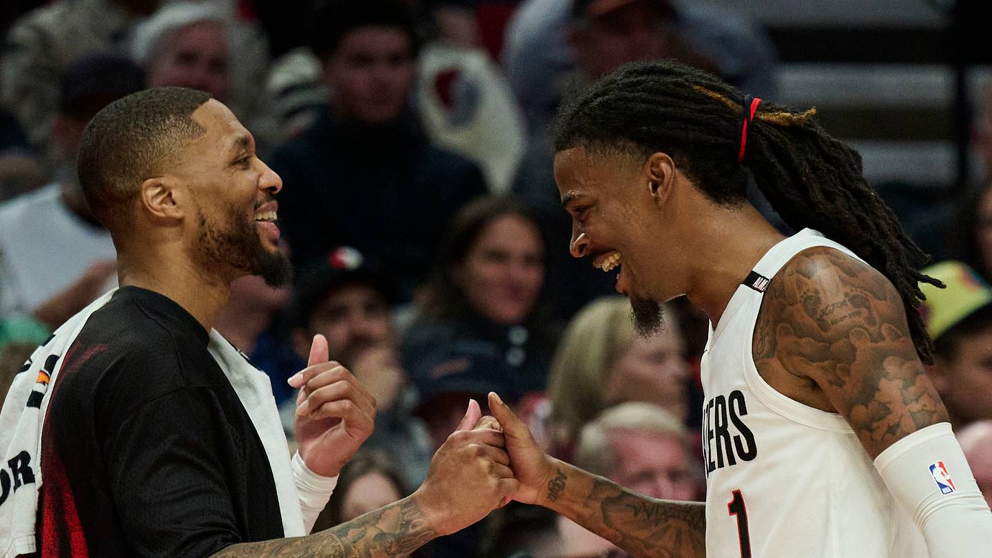Blazers’ defensive surge and rebounding power lead win over Suns as Damian Lillard returns to Moda Center