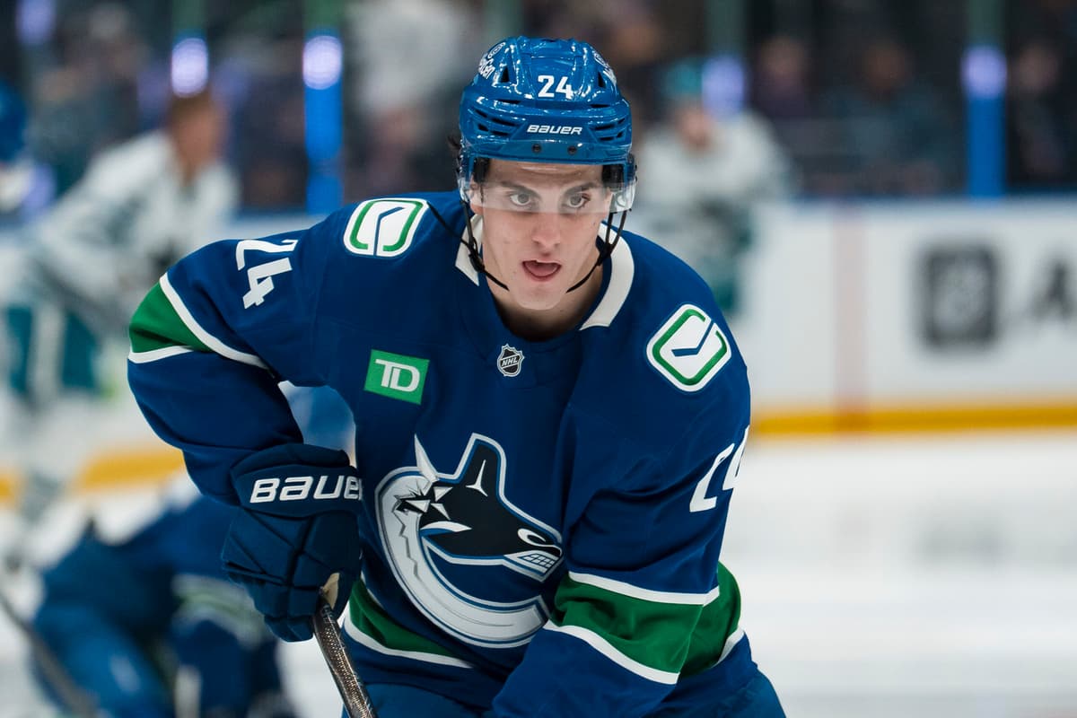 Canucks’ Zeev Buium signs eight-year deal, sets sights on becoming a long-term core piece