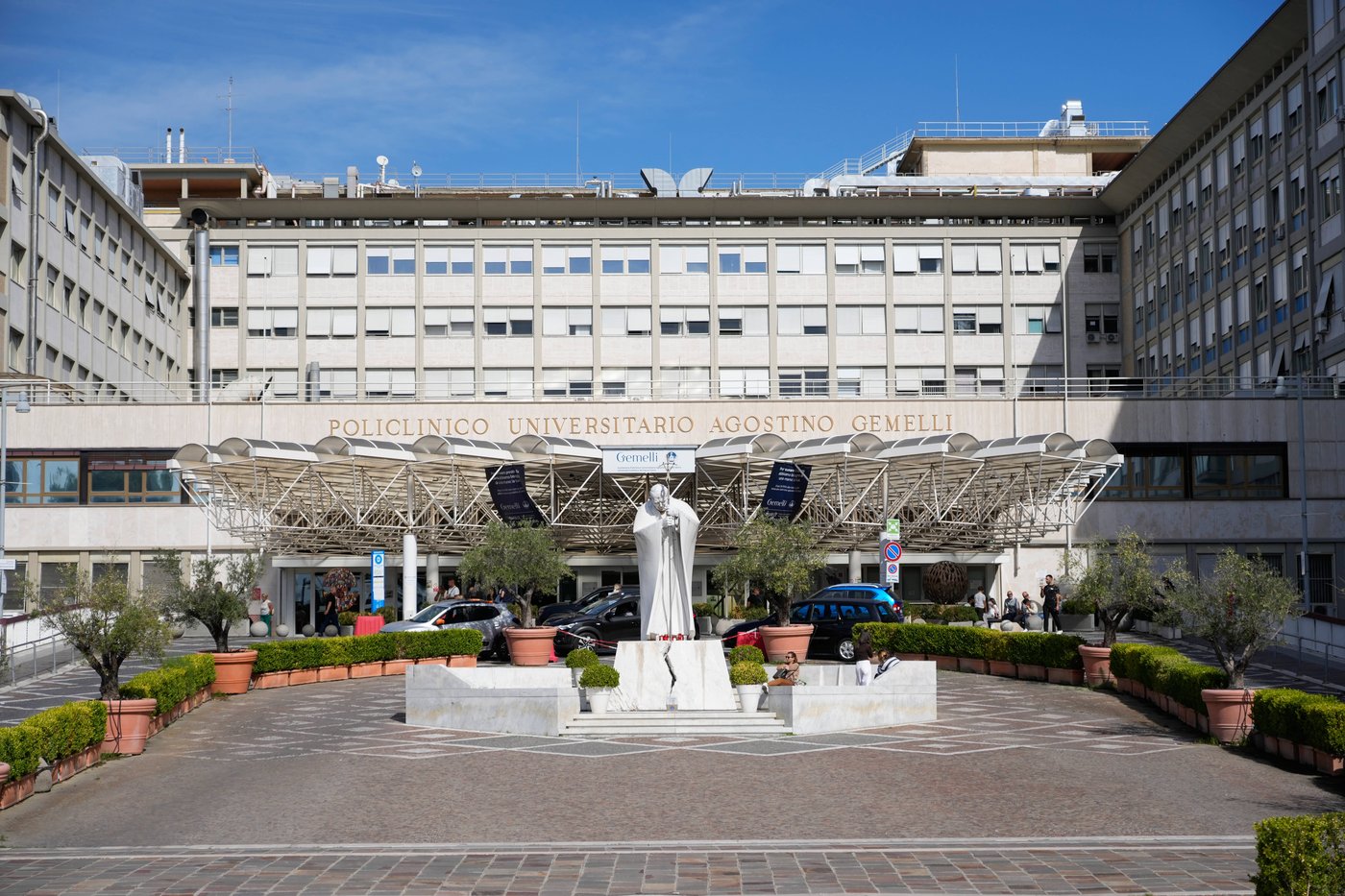 Doctors report Pope Leo XIV’s lung recovery is proceeding as expected after surgery