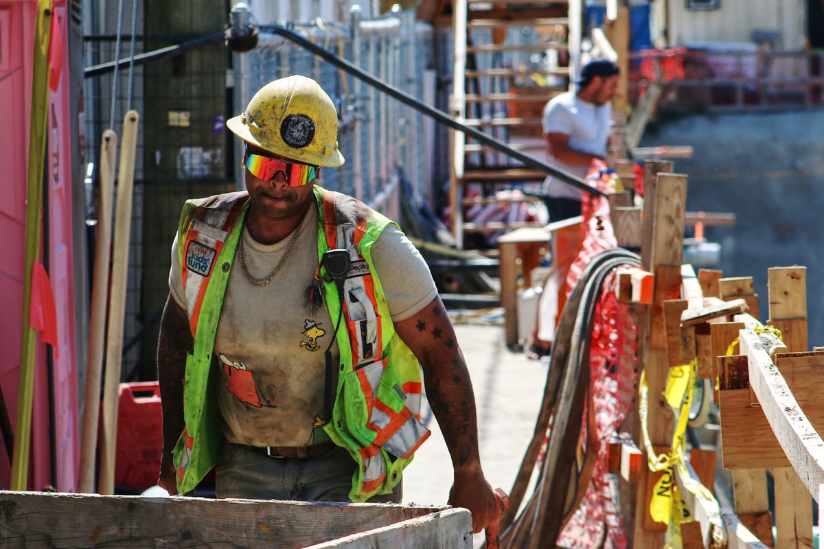 B.C. loses 20,200 jobs in September; unemployment rate slips to 6.4%, Statistics Canada says