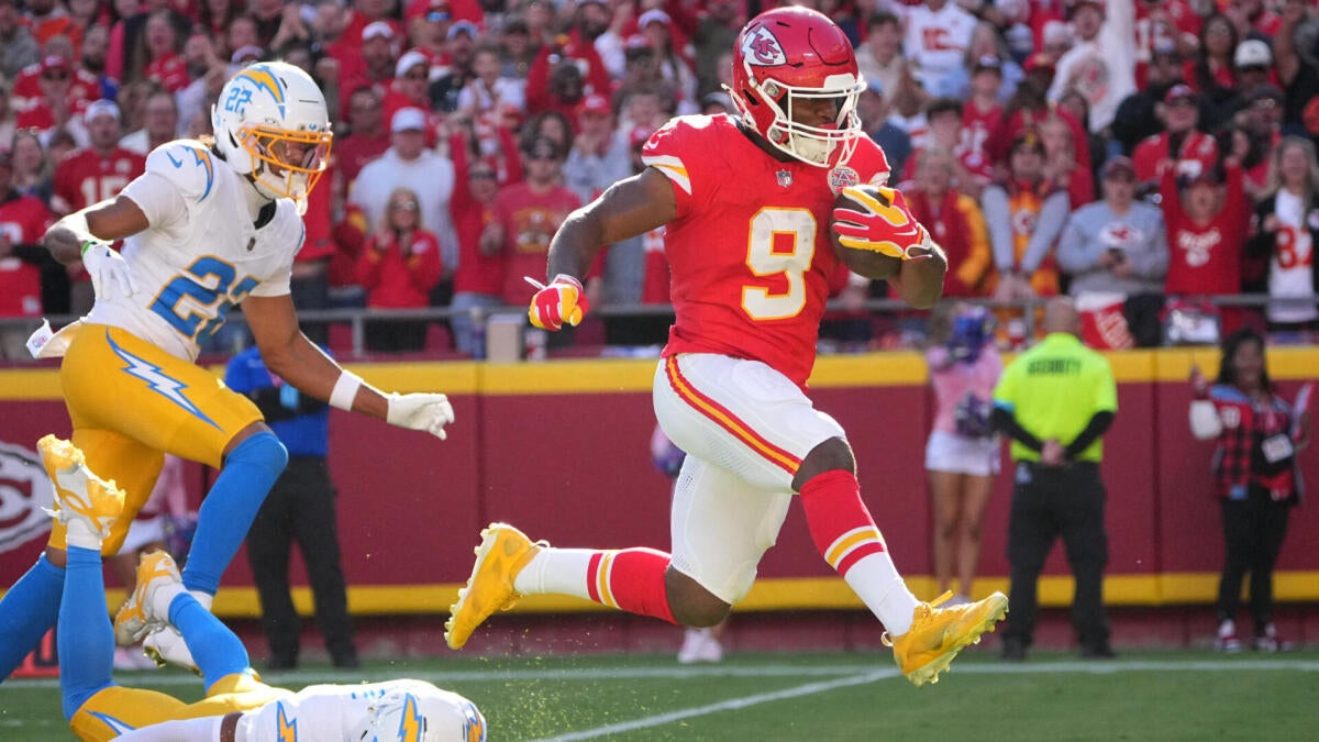 Kalshi markets price Chiefs-Seahawks Sunday night matchup as Sam Darnold, Patrick Mahomes square off