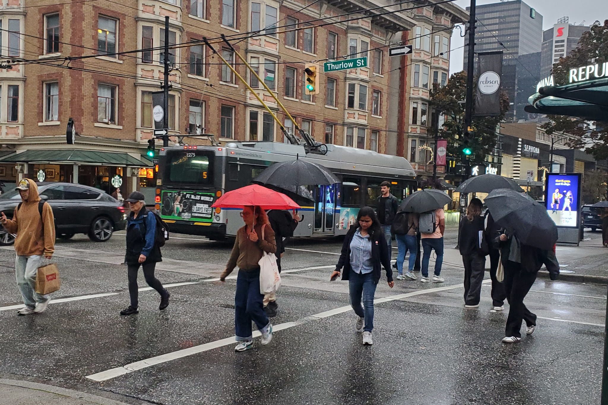 ECCC issues rainfall warning for Metro Vancouver starting Monday with up to 50 mm, gusty winds